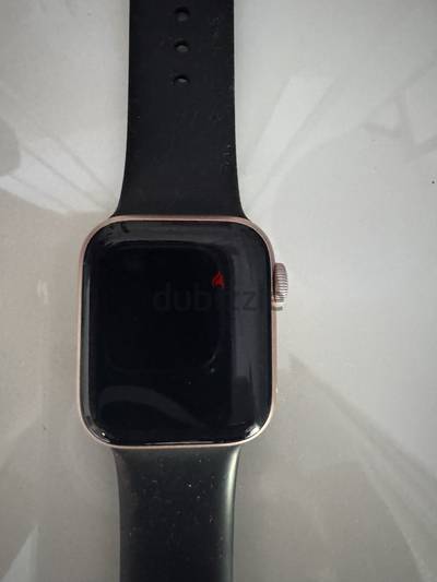 Apple watch - Series 4 - Battery Health 81% - Original Charger