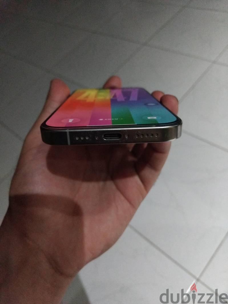 iphone 16 pro 4