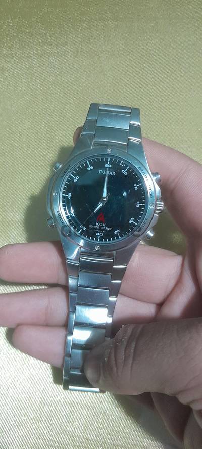 luxury pulsar watch
