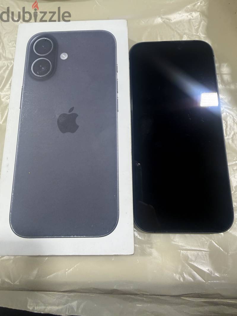 Apple - iPhone 17 2