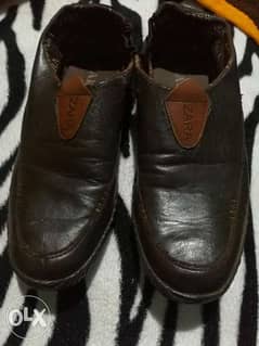 حذاء خفيف ماركة زارا. بني اللون. مقاس ٤٥ صناعة صيني. 0