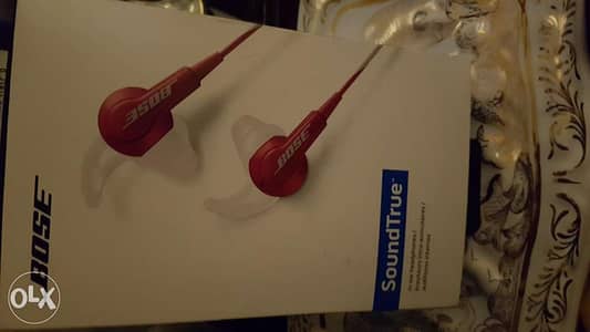 Boss earphone