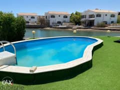 فيلا علي البحbeach front villa suits big families 5 rooms private pool 0