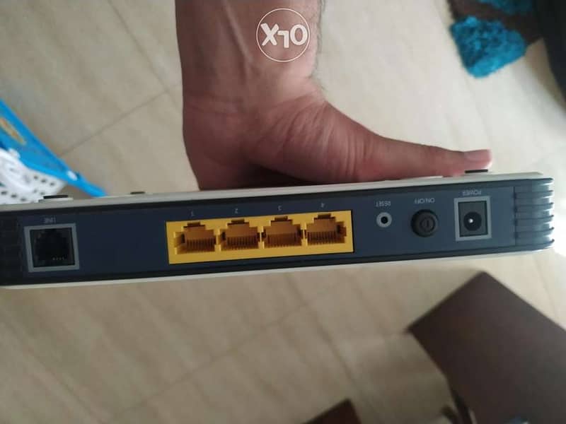 TP-LINK ADSL 2+ Router 4 ports 1