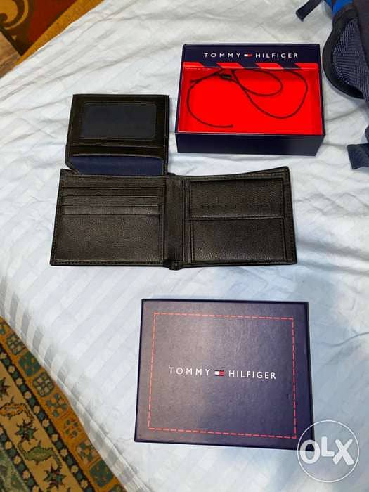 Tommy Hilfiger original wallet 1