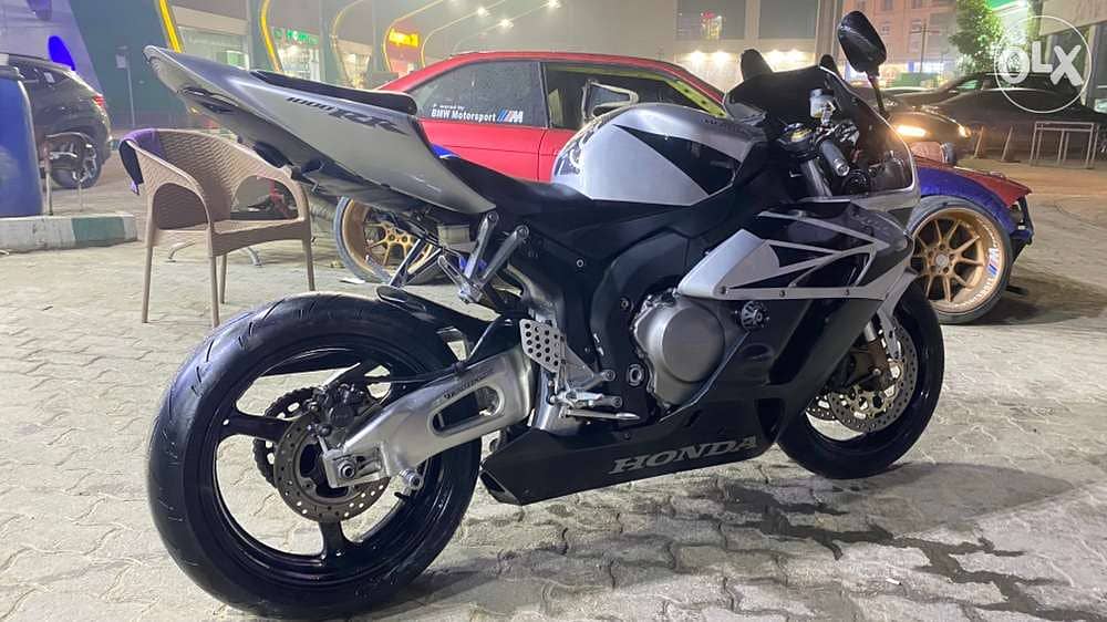 1000 rr 2005 فبريكة 2