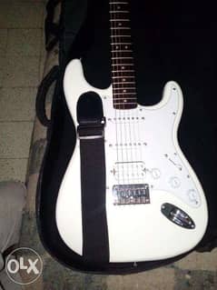 Squier by Fender Bullet Stratocaster HSS Hard Tail - Arctic White 0