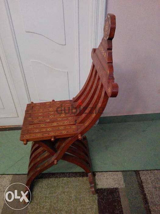 كرسي ارابيسك خشب زان بحالة ممتازة جدا لم يستخدم. 3