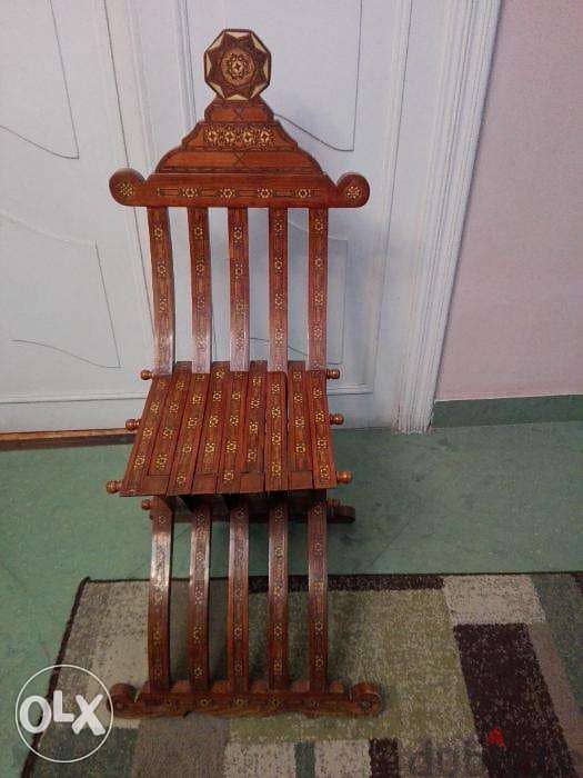 كرسي ارابيسك خشب زان بحالة ممتازة جدا لم يستخدم. 4