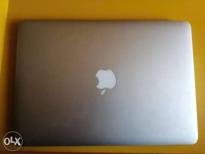 Macbook air mid 2013 rarely used 128gb