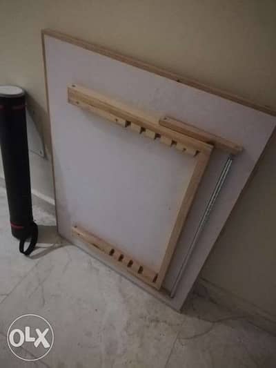 بورد رسم هندسي ورول ومسطره T بالجراب