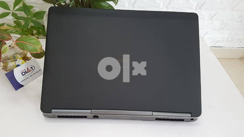 لاب Dell 7520 كور i7 جيل سادس HQ  فيجا 4 جيجا انفيديا 3