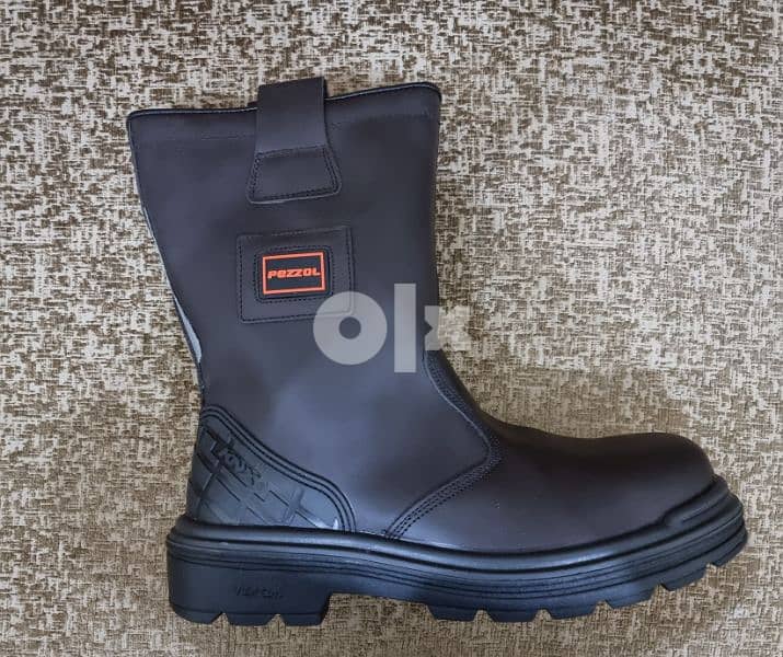 Pezzol safety boots hotsell