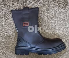 Pezzol best sale safety boots