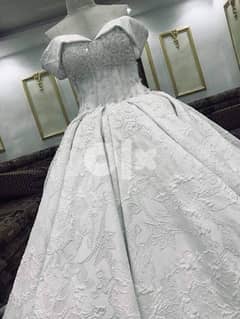 wedding dress  فستان فرح مستعمل فستان ابيض