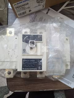 disconnected switch 250 ampere 0