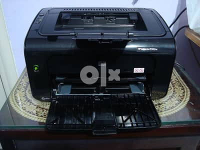 برنتر hp LaserJet 1102w - Wifiبحالة ممتازة اقتصادية جدا جدا