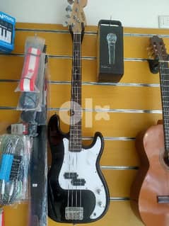 Suzuki Bass guitar 0
