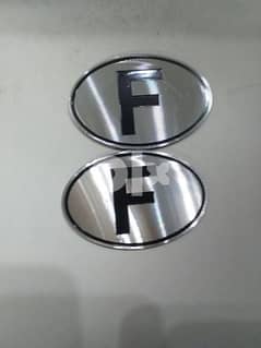 بادج حرف F لديكور السياره 0