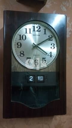 مطلوب ساعات حائط قديمة ولدينا صيانة الساعات الأصلية 0