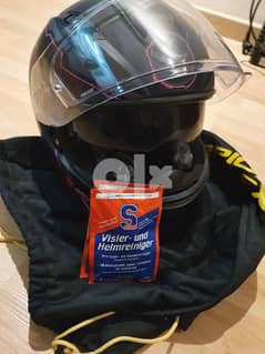 Helmet size S, gloves size S, knee pad size L/XL 0