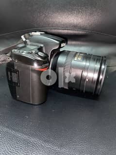 Nikon d80 with 18-200 lens 0