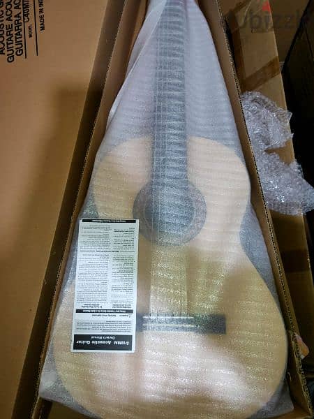 جيتار جديد ماركة Yamaha c40m بالشنطة هدية والتوصيل مجانا 1