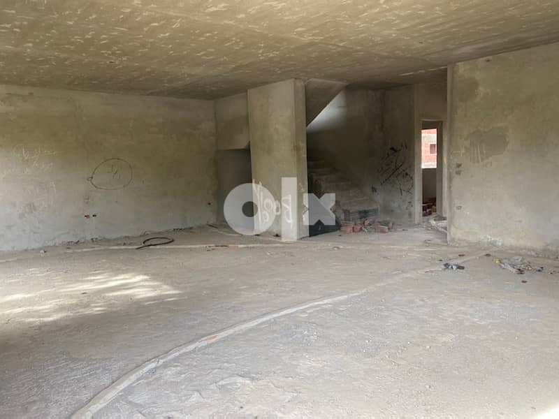 Twin villa for sale ڤيللا توين للبيع 1