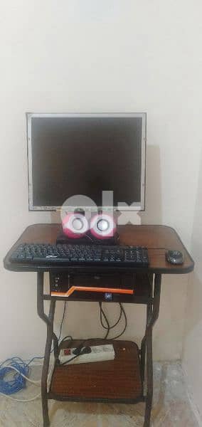 كمبيوتر أمريكى بحاله جيده