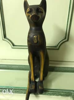 تمثال قطة فرعوني منقوشة 0