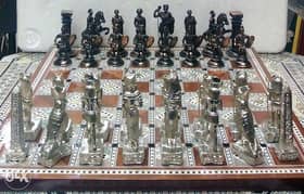شطرنج فرعون حجم كبير مين النحاس الخالص+قاعده صدف ٤٠سم ويوجد اشكال أخري 0