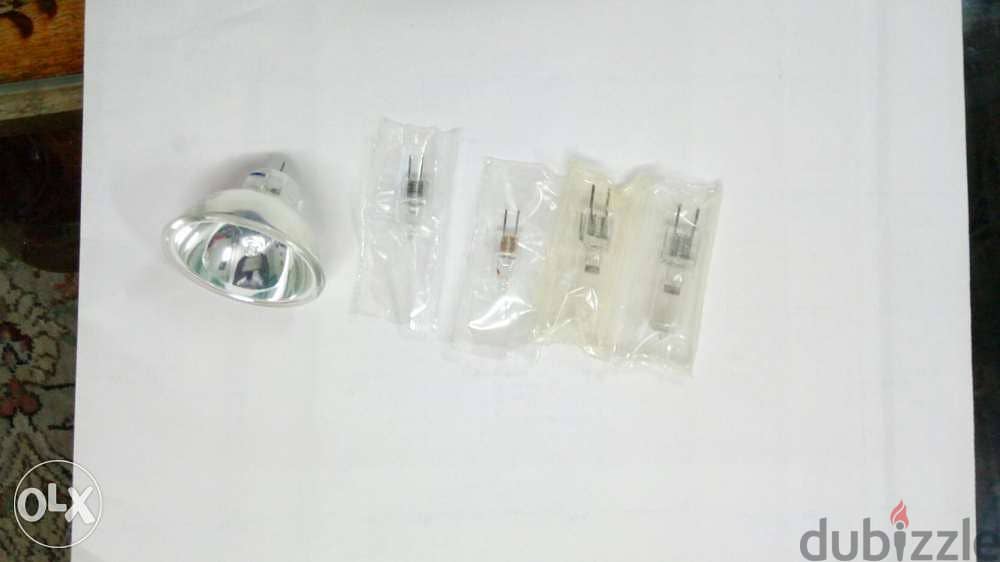 Halogen lamp microscope and light sources and spectrophotometer 1