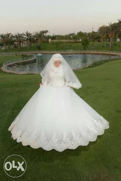 فستان زفاف راقي جدا 0