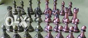 شطرنج معدن مستورد + قاعده صدف ٤٠ سم 0
