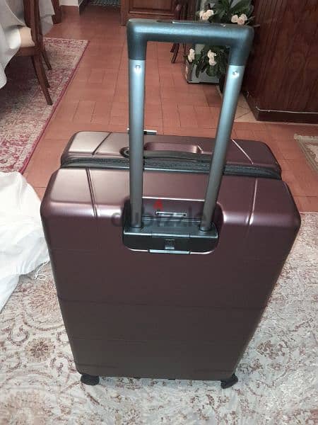 Victorinox switzerland luggage large suitcase 2