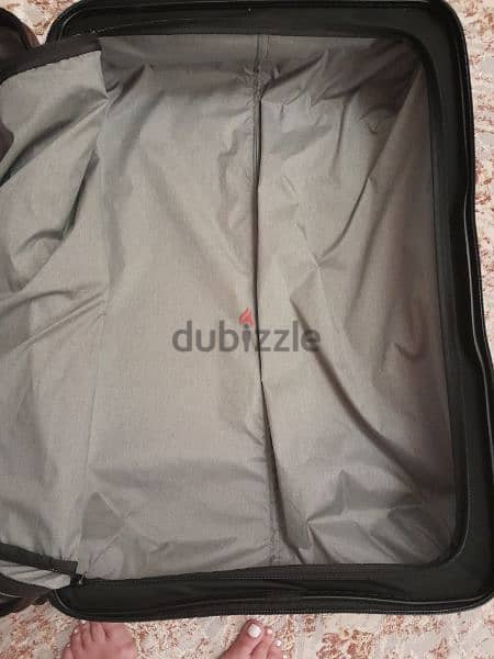Victorinox switzerland luggage large suitcase 11