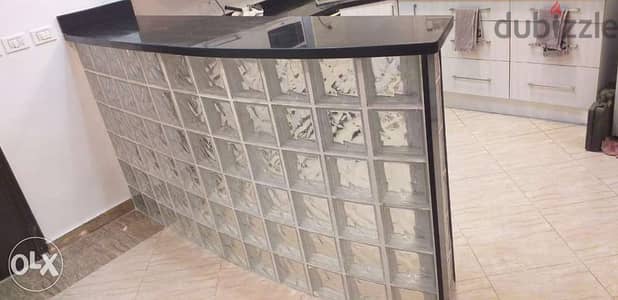 مطابخ تنفيذ وتوريد طوب زجاجي مطابخ بارات