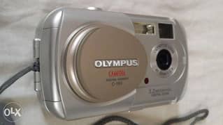 كاميرا تصوير رقمية ديجيتال ماركة OLYMPUS اوليمبس 0