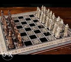 شطرنج روماني كبير نحاس + قاعدة صدف 0
