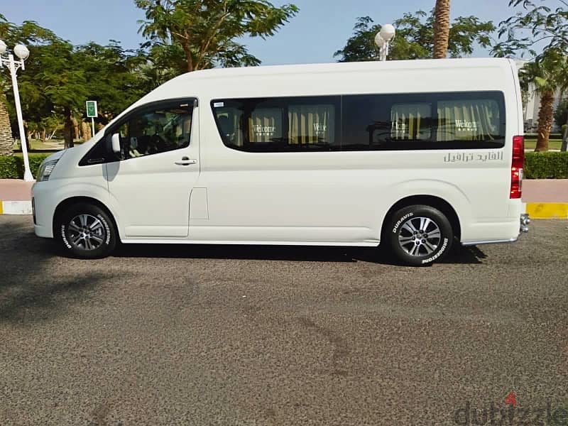  Microbus Toyota For Rent 