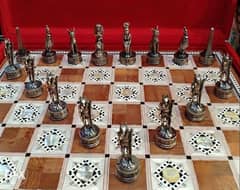 لهواه الفخامه طقم شطرنج فرعوني نحاس خالص حجم كبير+قاعدة 40*40سم+علبه 0