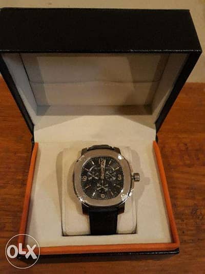 ساعة Chronograph Burberry سويسرى اصلى جديده غير مستعمله