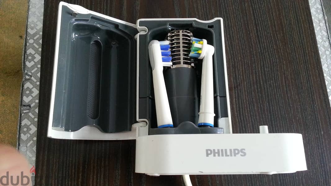 Philips Sonicare HX6160 UV Sanitizer Charger Base For Toothbrush Head 1