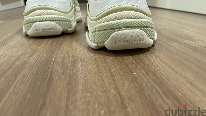 Balenciaga Triple S 2