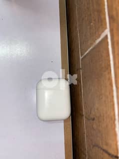 airpods 2 original *case only*