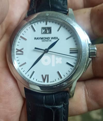 ساعة يد raymond weil geneve اوريجينال وجه لاتيني وحزام جلد طبيعي