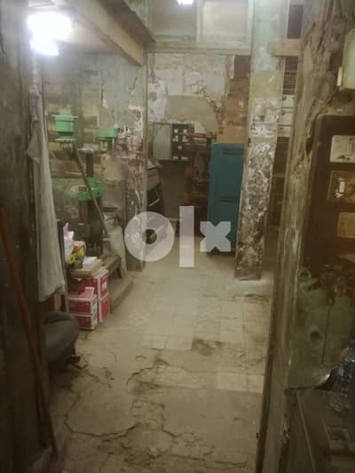 معدات وماكينات مصنع تشغيل معادن للبيع