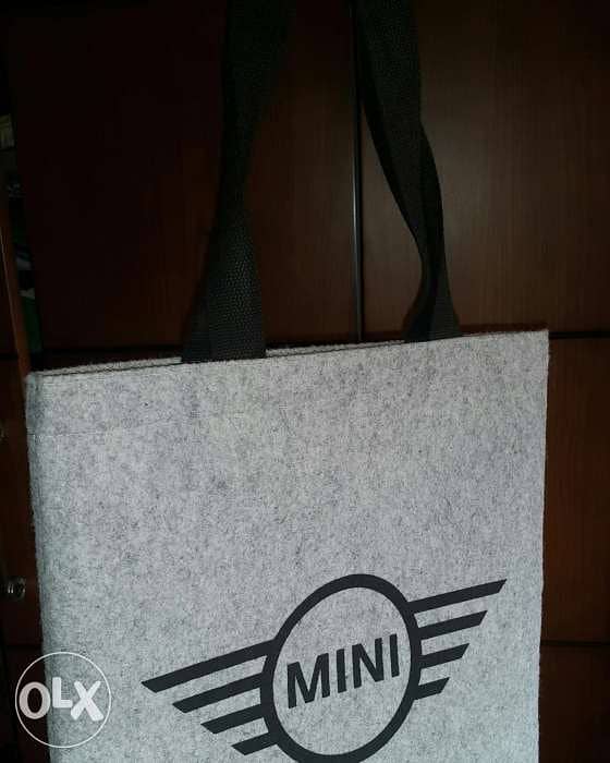 Mini cooper bag 40c×40c original Wool. . شنطه ميني كوبر اورجينال 3