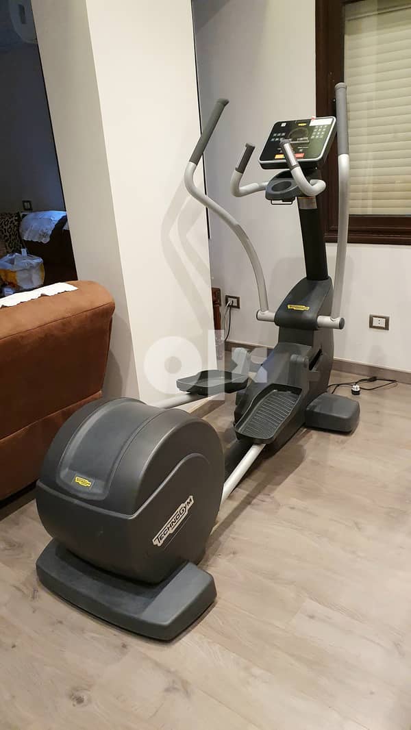 Technogym synchro forma cross on sale trainer