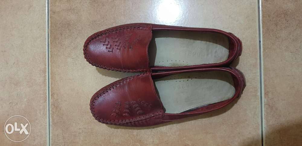 flat real leather shoes 0